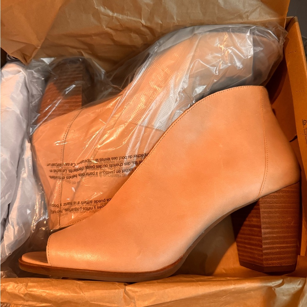Lucky Brand Tan Peep-Toe Mules - Picture 6 of 6